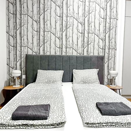 T32 Central Modern Suites Budapesta Exterior foto