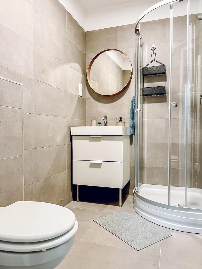 T32 Central Modern Suites Budapesta Exterior foto