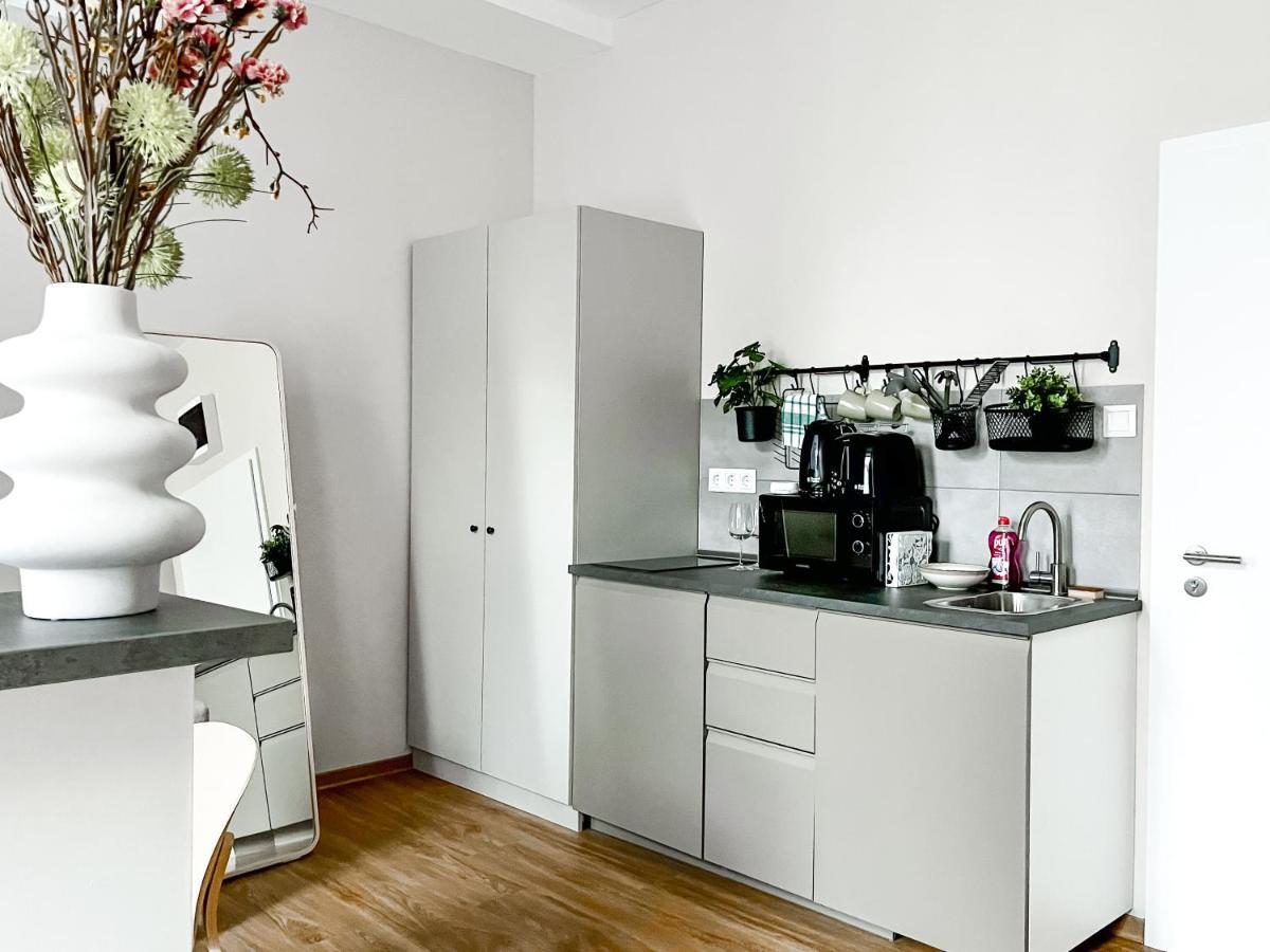 T32 Central Modern Suites Budapesta Exterior foto